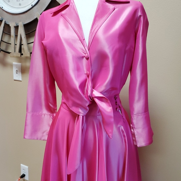 New Lorena Conti Two Piece Set - Picture 2 of 13